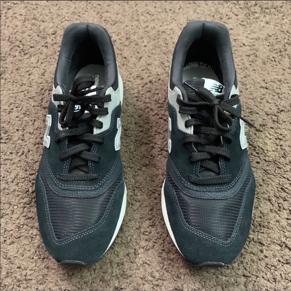 new balance 997 black silver